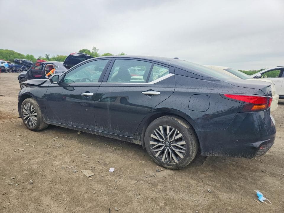 2025 NISSAN ALTIMA SV 2