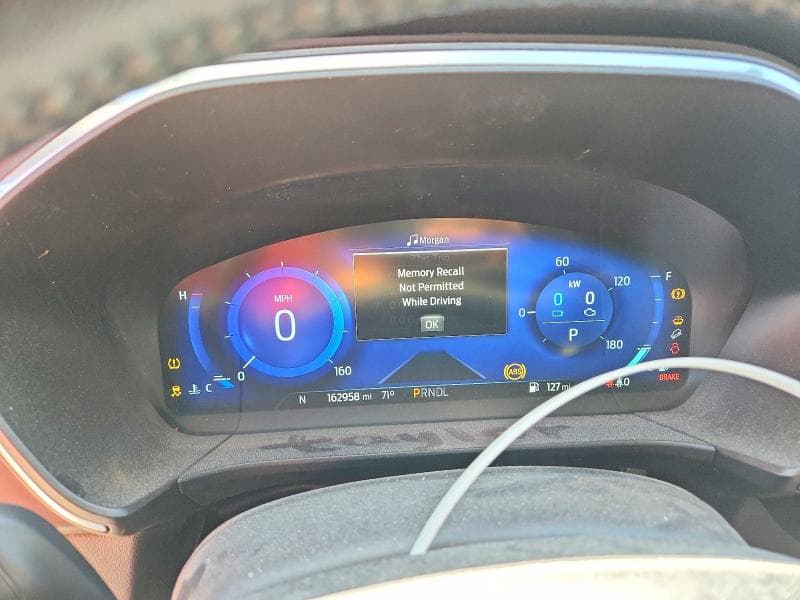 2020 FORD ESCAPE TITANIUM 17