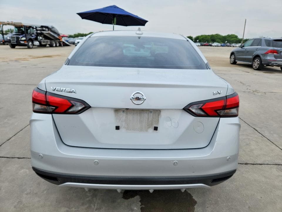 2020 NISSAN VERSA SV 6
