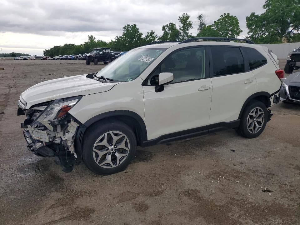 2021 SUBARU FORESTER PREMIUM - 1