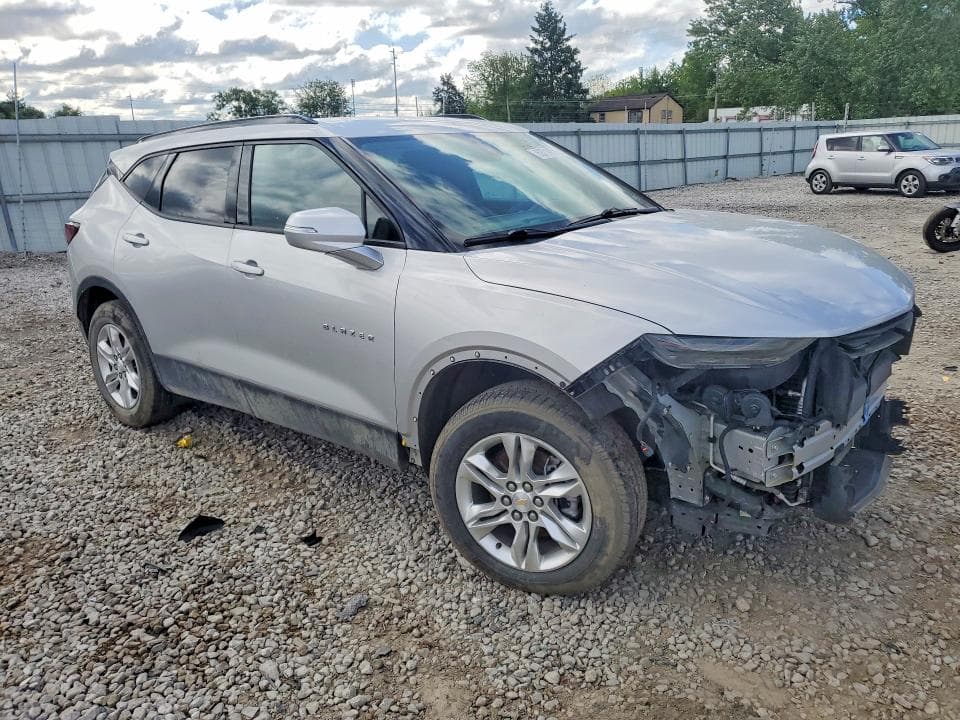 2021 CHEVROLET BLAZER 2LT 4