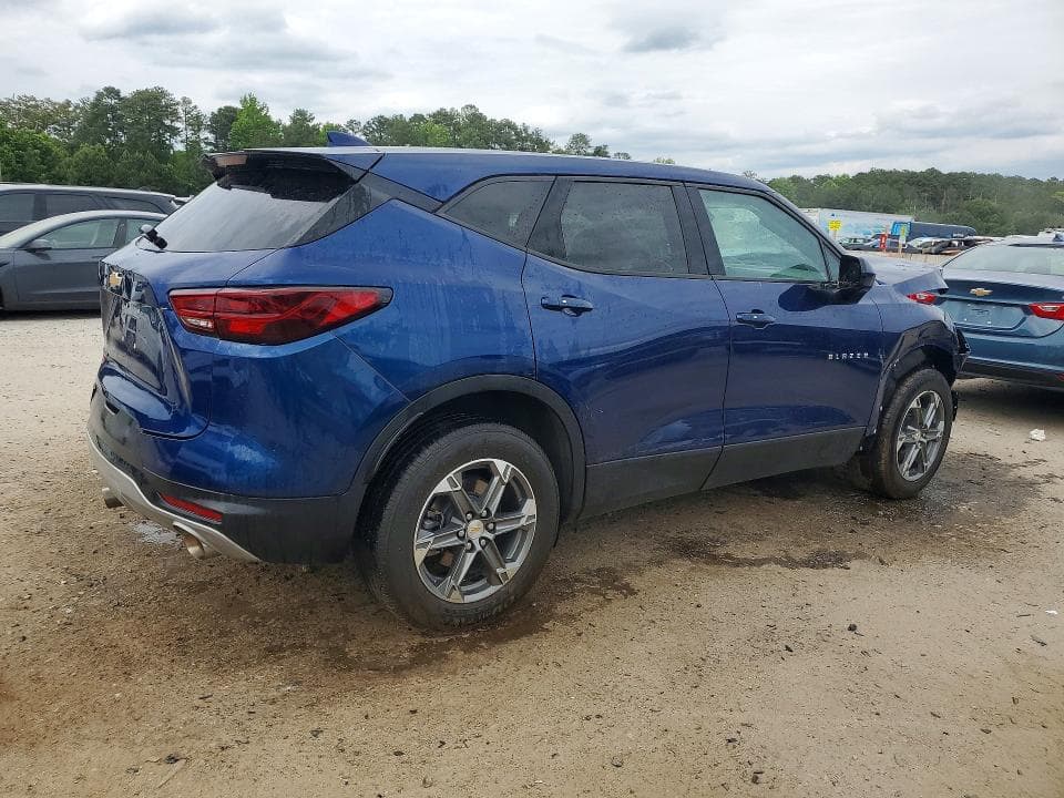 2023 CHEVROLET BLAZER 2LT 3