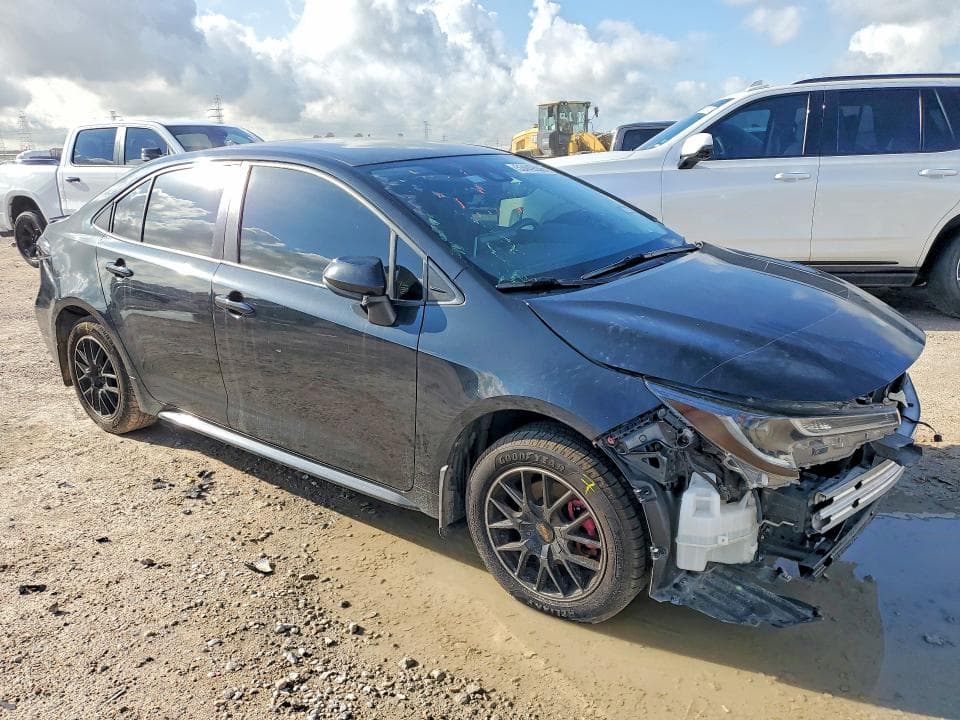 2021 TOYOTA COROLLA LE 4