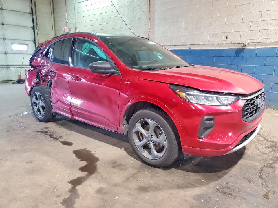 2024 FORD ESCAPE ST LINE 7