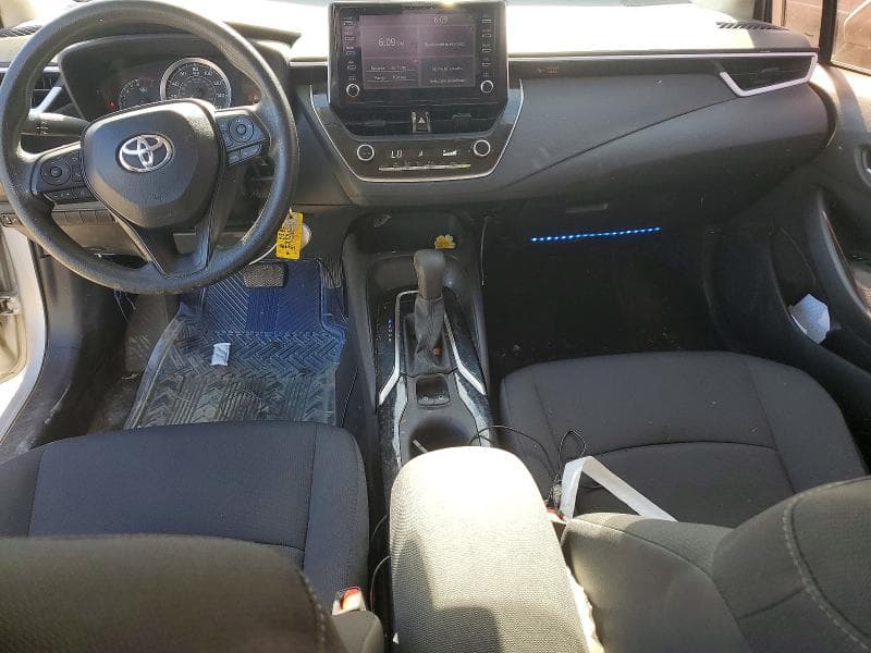 2020 TOYOTA COROLLA LE 8