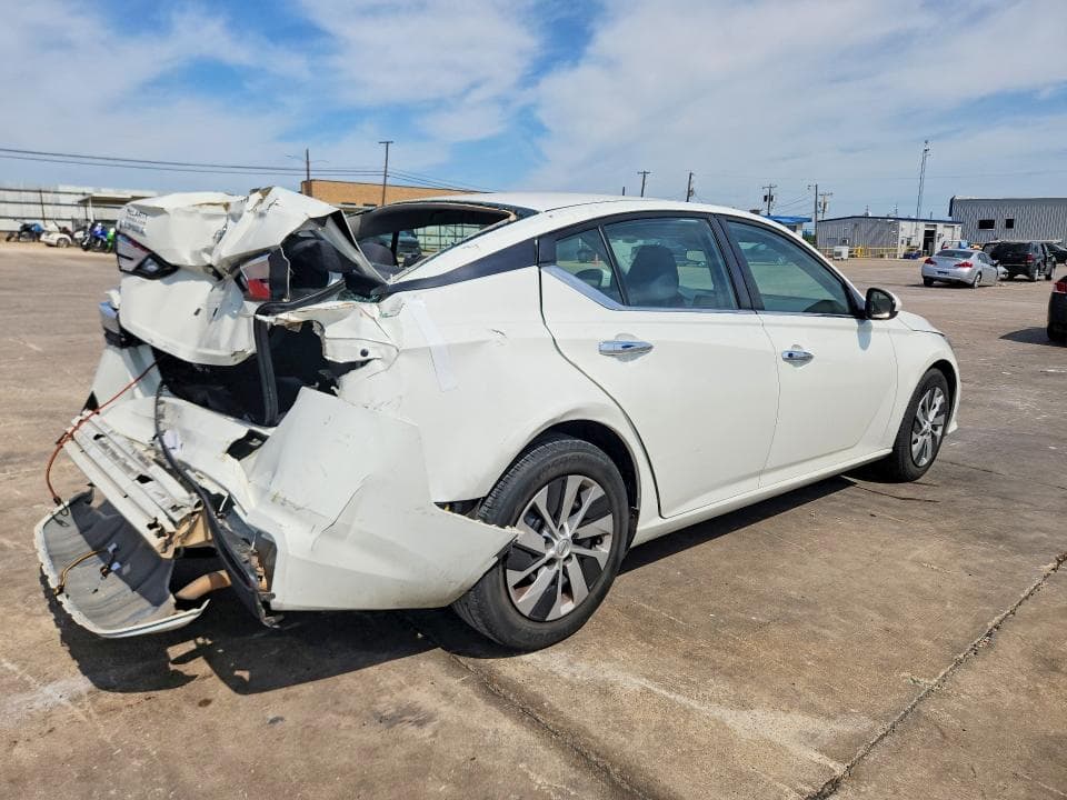 2022 NISSAN ALTIMA S 3