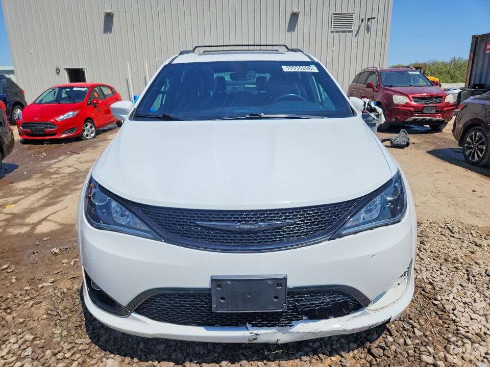 2020 CHRYSLER PACIFICA TOURING L PLUS 5