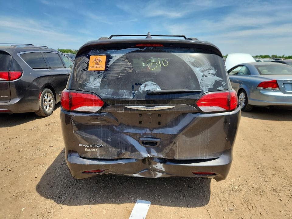 2017 CHRYSLER PACIFICA TOURING 6