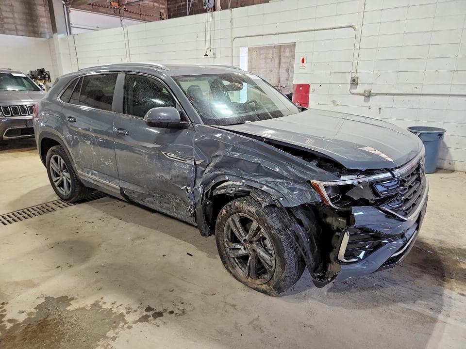 2024 VOLKSWAGEN ATLAS CROSS SPORT SEL R-LINE SEL R-LINE 4