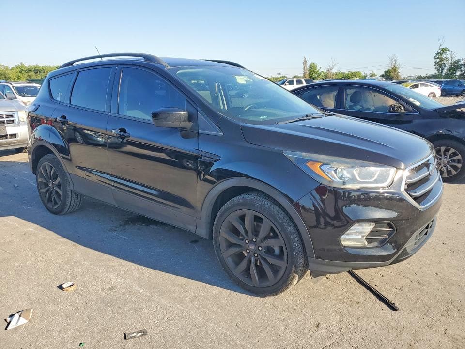 2018 FORD ESCAPE SE 4