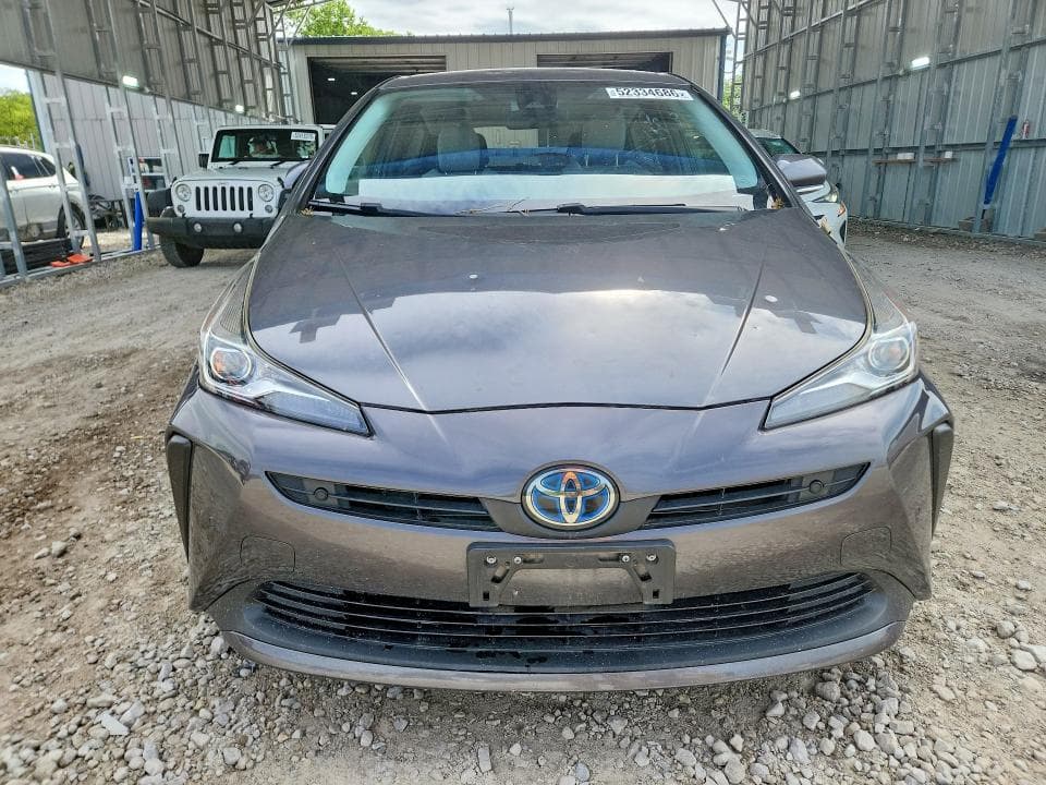 2019 TOYOTA PRIUS LE 5