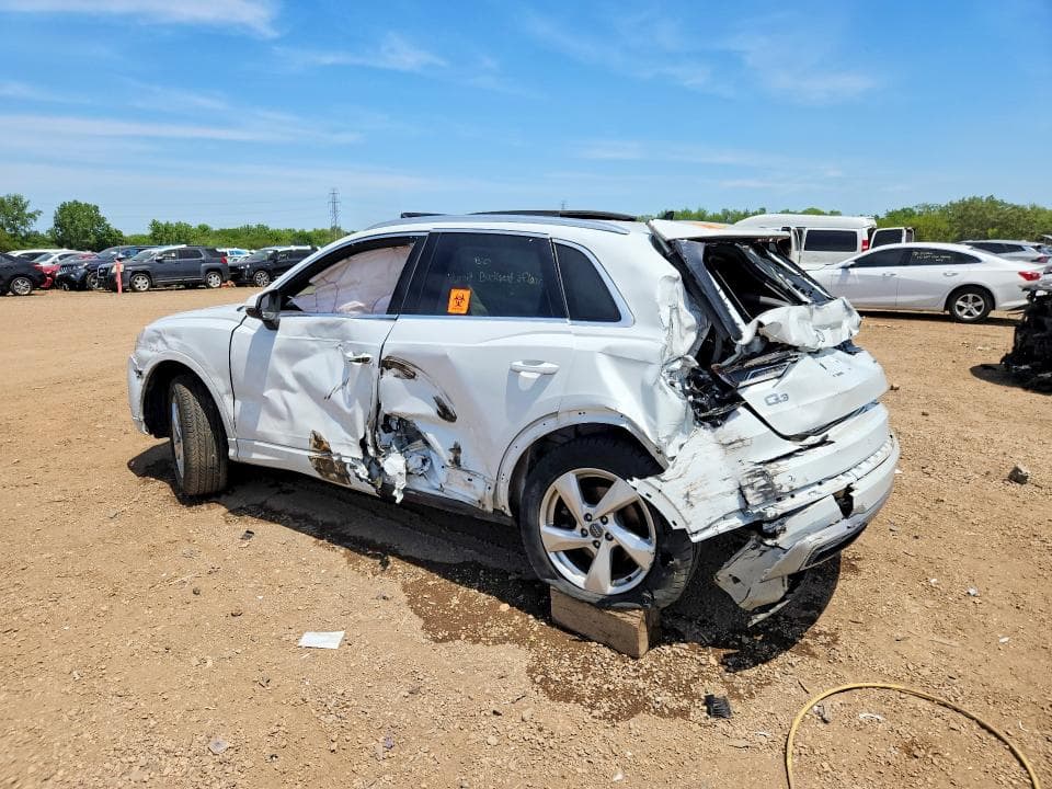 2019 AUDI Q3 PREMIUM 2