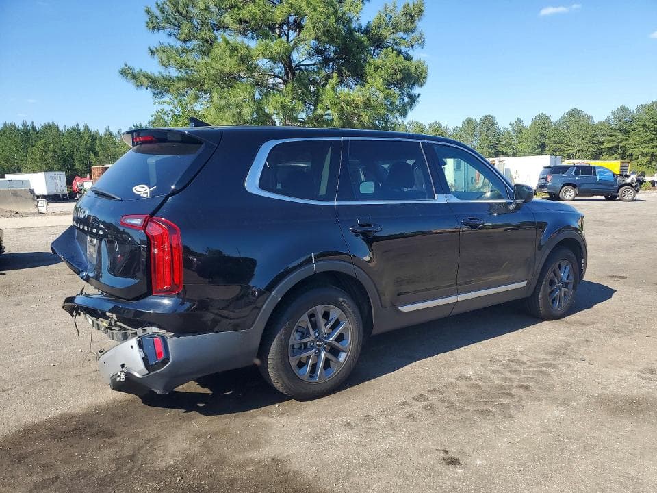 2023 KIA TELLURIDE LX 3