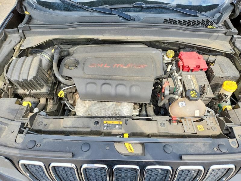 2019 JEEP RENEGADE LATITUDE 11