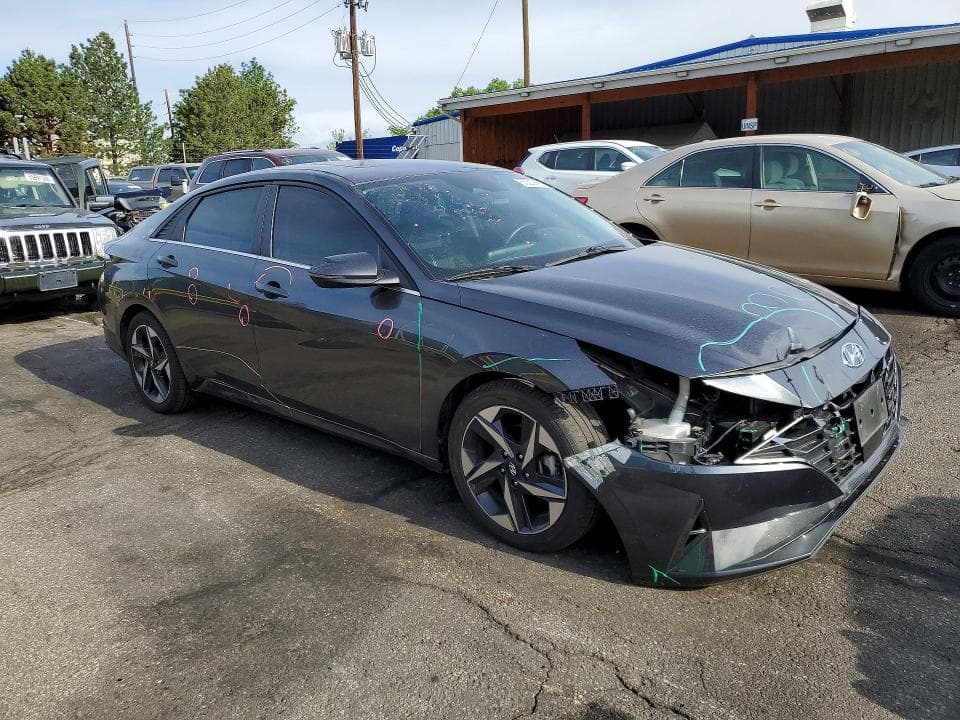 2021 HYUNDAI ELANTRA SEL 4