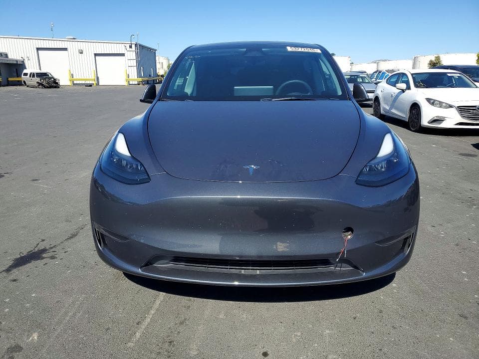 2023 TESLA MODEL Y 5