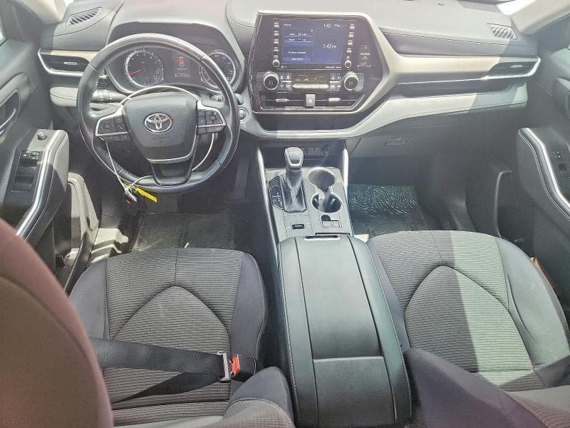 2022 TOYOTA HIGHLANDER LE 8