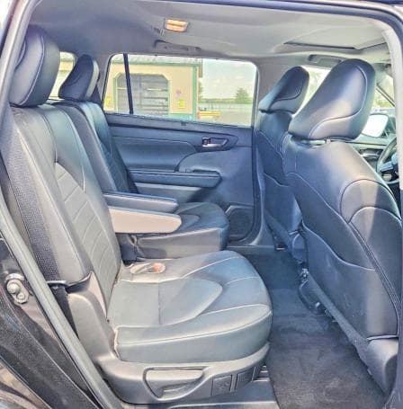 2022 TOYOTA HIGHLANDER XLE 10