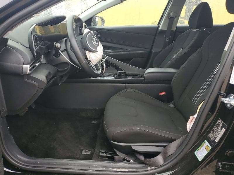2025 HYUNDAI ELANTRA SEL 7