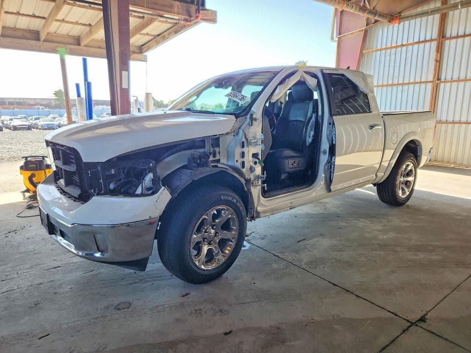 2019 RAM 1500 CLASSIC LARAMIE