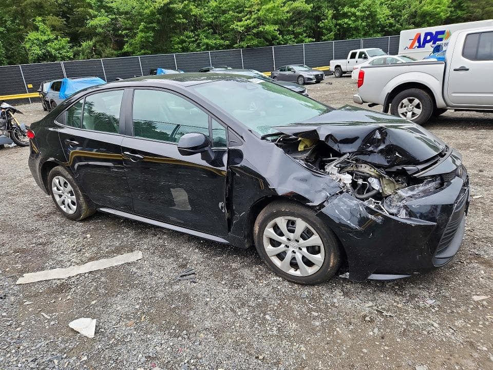 2025 TOYOTA COROLLA LE 4