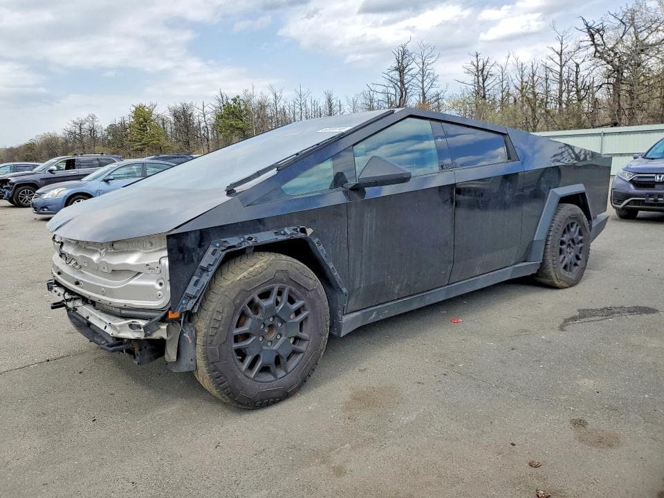2024 TESLA CYBERTRUCK - 1