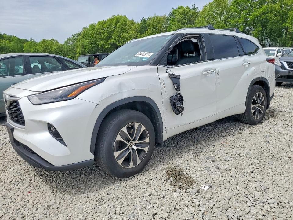 2022 TOYOTA HIGHLANDER