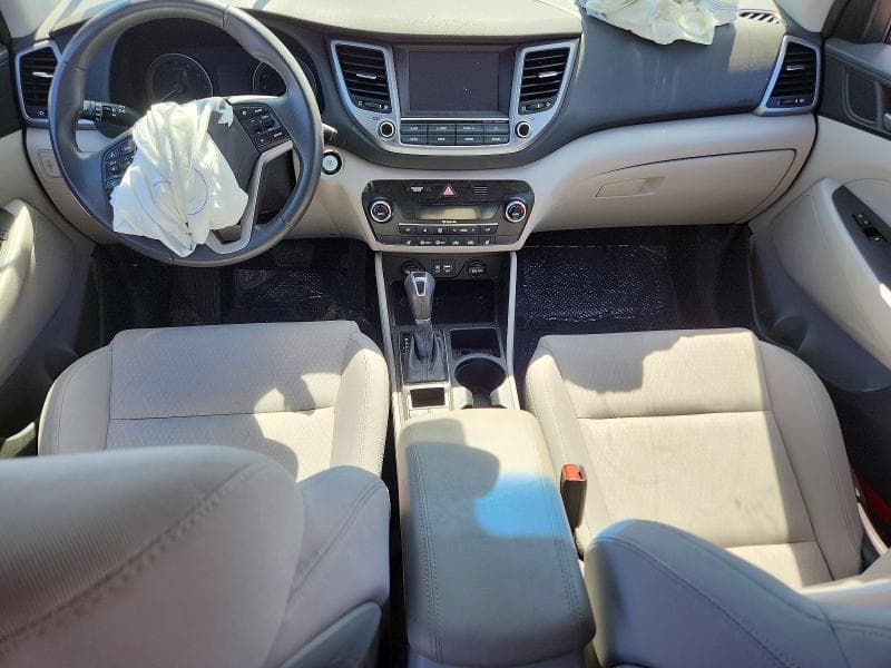 2018 HYUNDAI TUCSON VALUE 8
