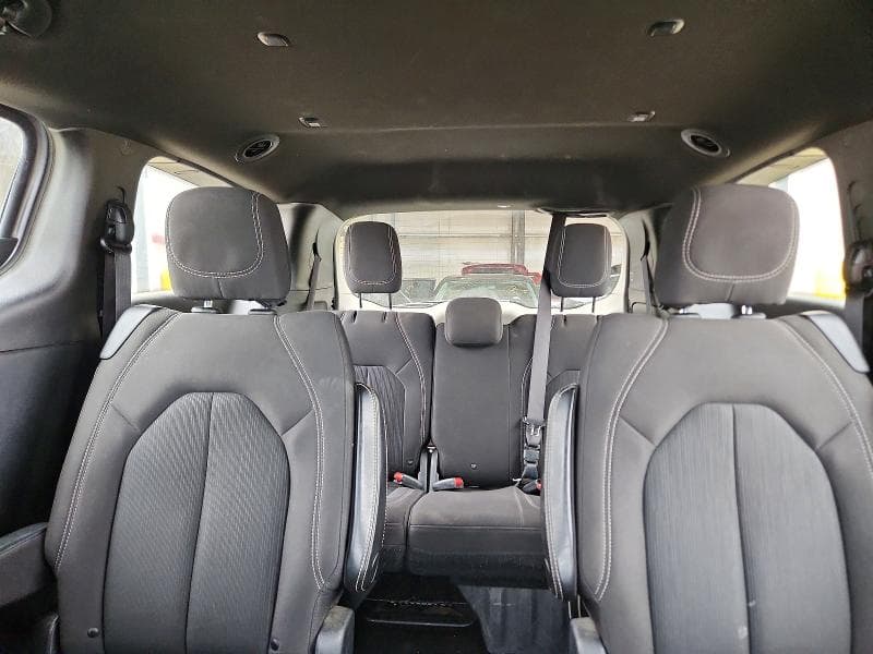 2020 CHRYSLER PACIFICA TOURING 10