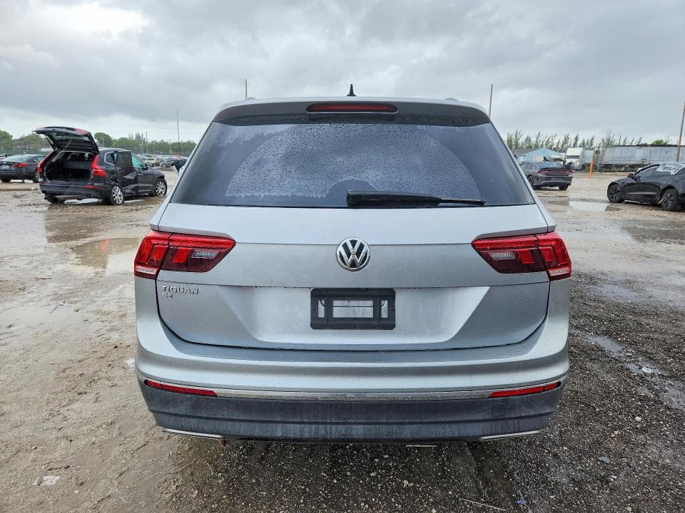 2020 VOLKSWAGEN TIGUAN SE 6