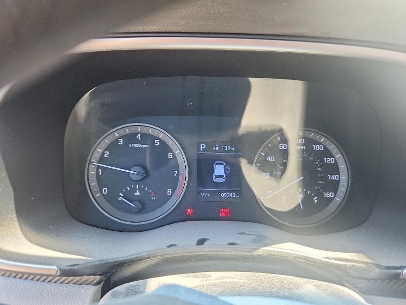 2019 HYUNDAI TUCSON SE 9
