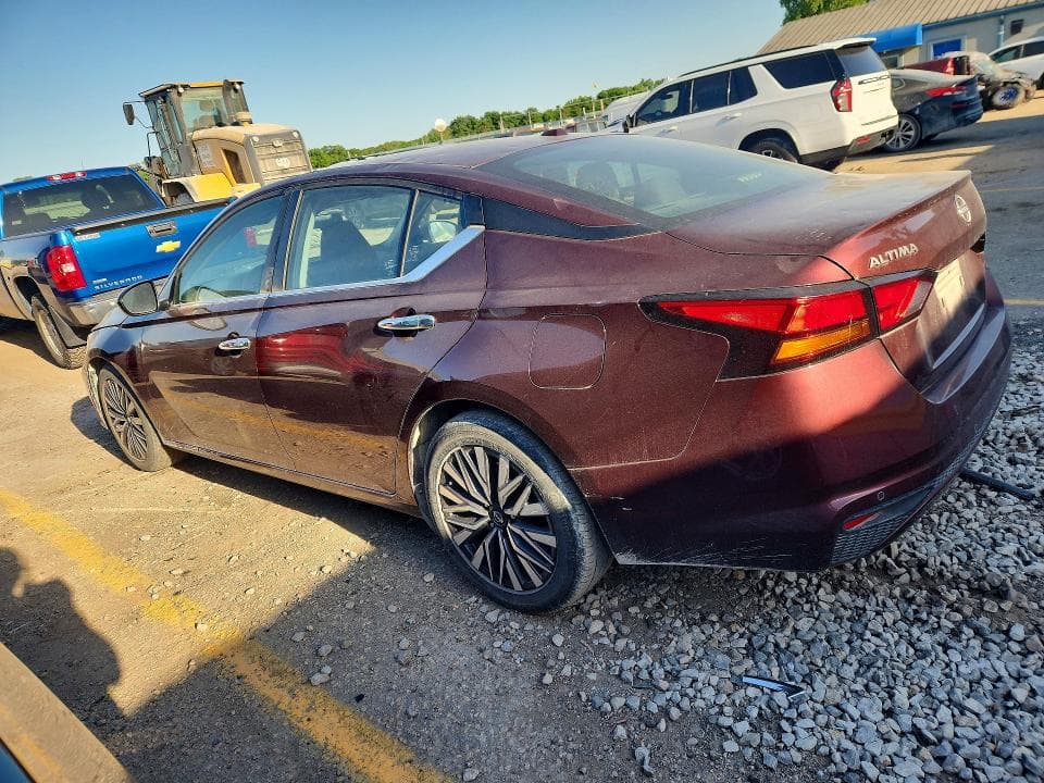 2023 NISSAN ALTIMA SV 2