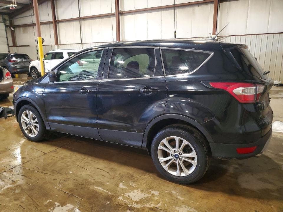 2017 FORD ESCAPE SE 2