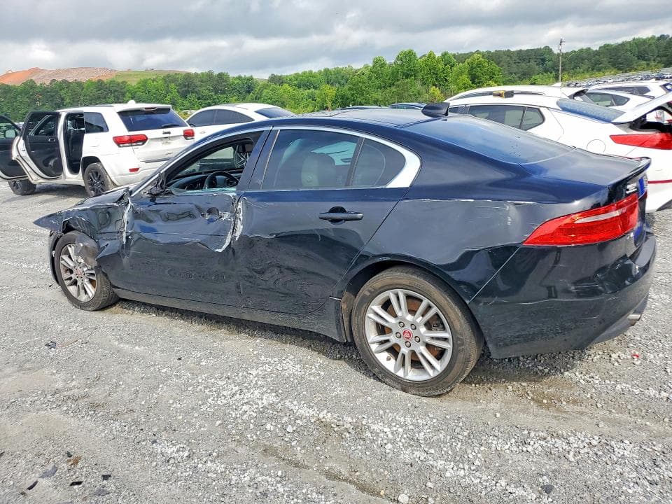 2018 JAGUAR XE PREMIUM 2