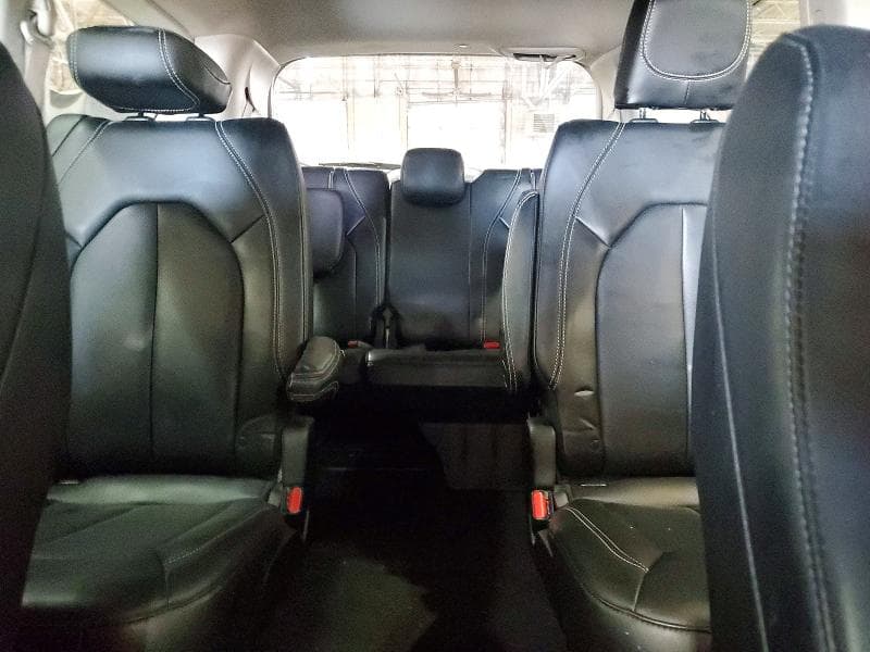 2023 CHRYSLER PACIFICA TOURING L 10