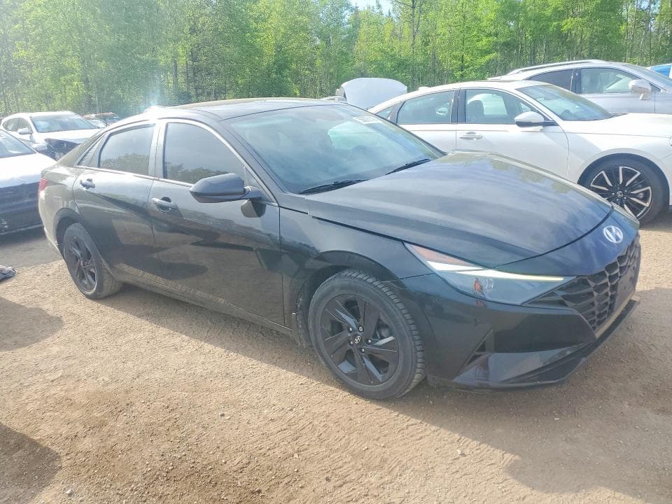 2022 HYUNDAI ELANTRA SEL 4