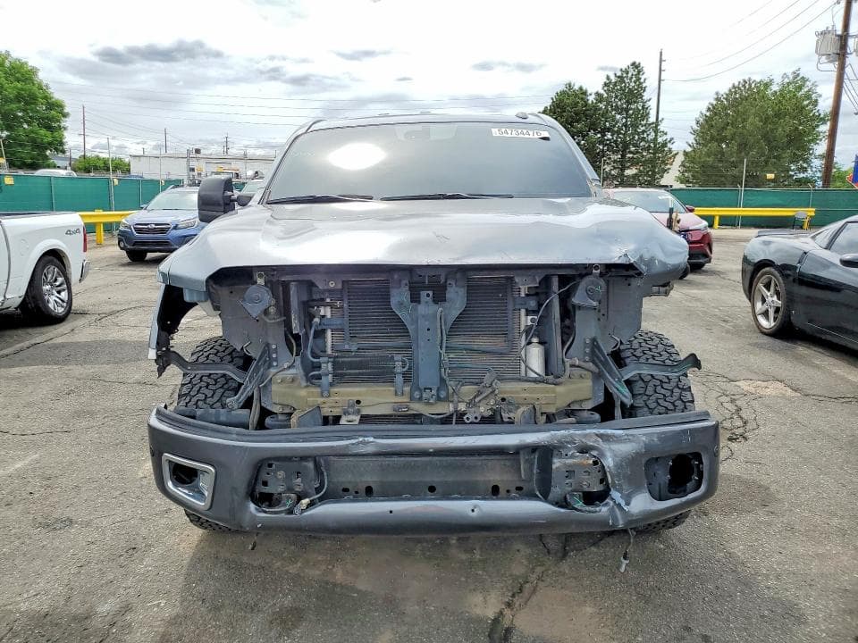 2017 NISSAN TITAN PRO-4X 5