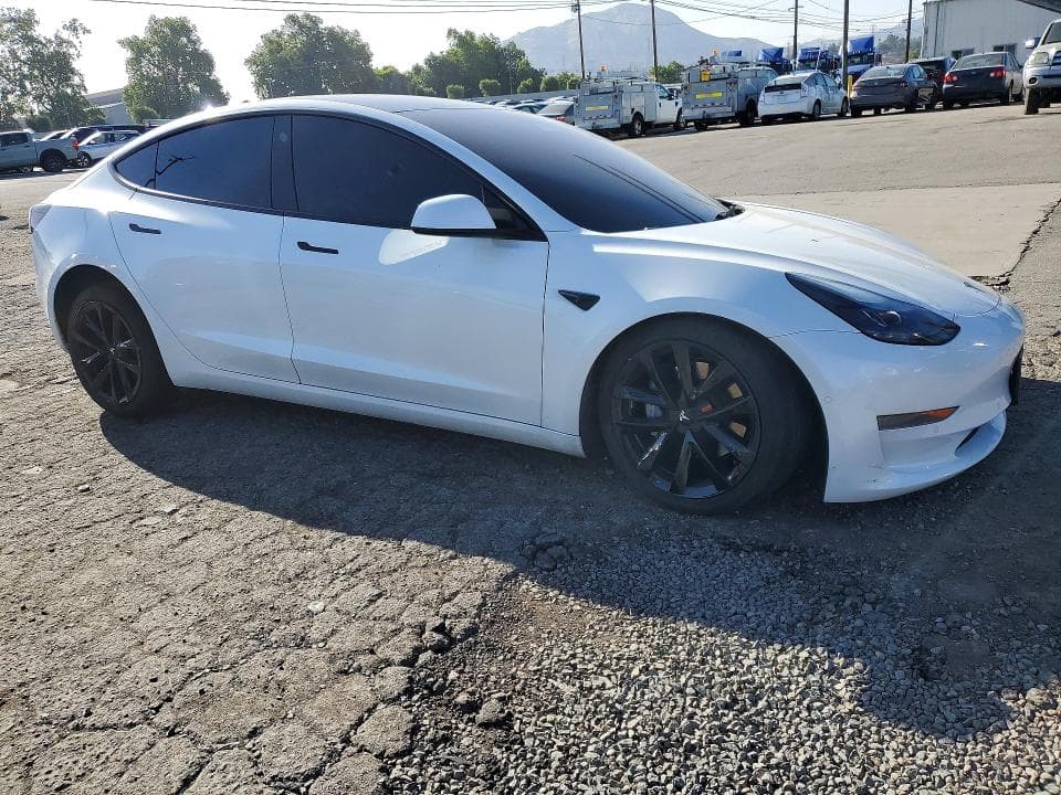 2022 TESLA MODEL 3 4