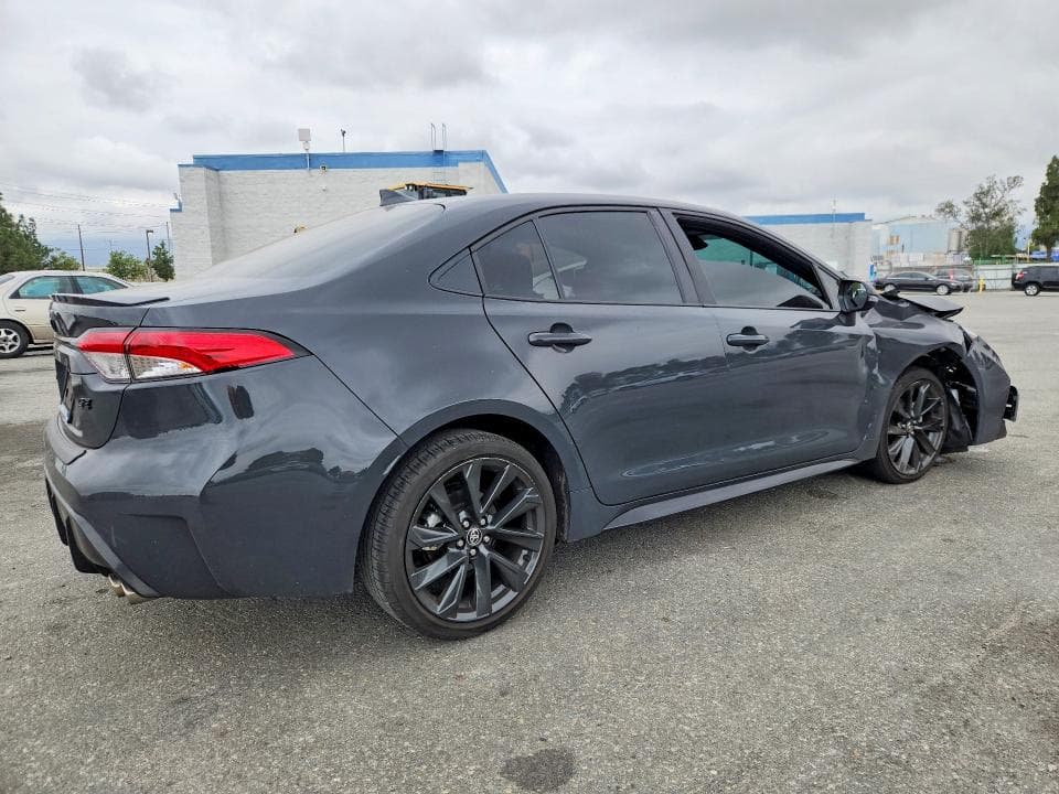 2026 TOYOTA COROLLA SE 3