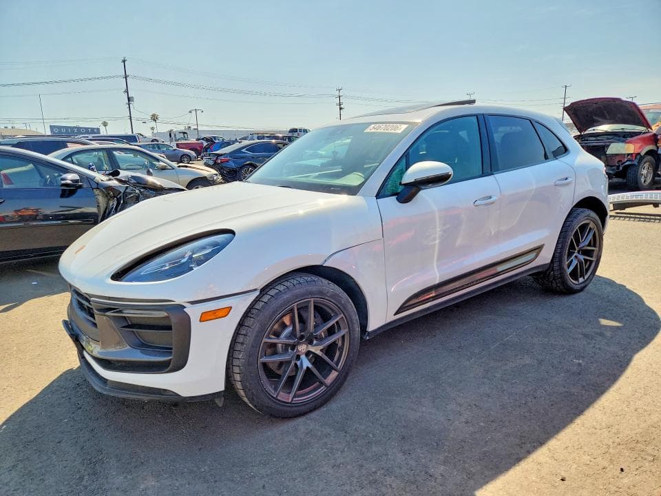 2023 PORSCHE MACAN BASE - 1
