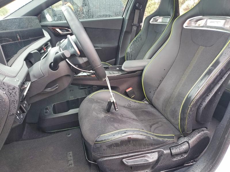 2023 KIA EV6 7