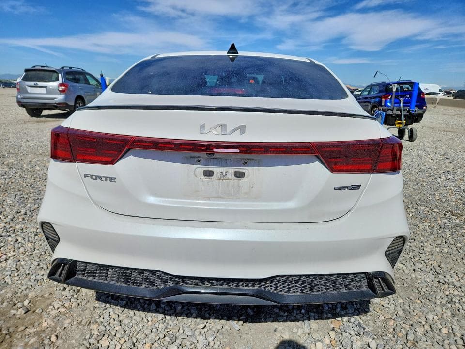 2023 KIA FORTE GT LINE 6