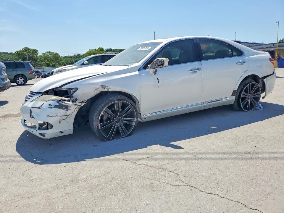 2010 LEXUS ES 350 - 1