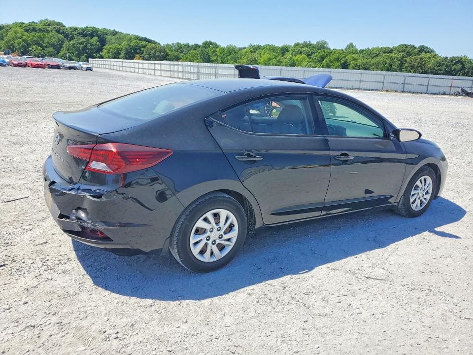 2020 HYUNDAI ELANTRA SE 3