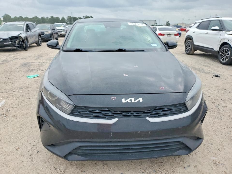 2022 KIA FORTE LXS 5