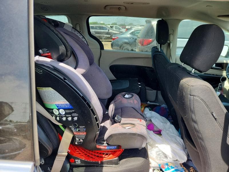 2017 CHRYSLER PACIFICA TOURING 11