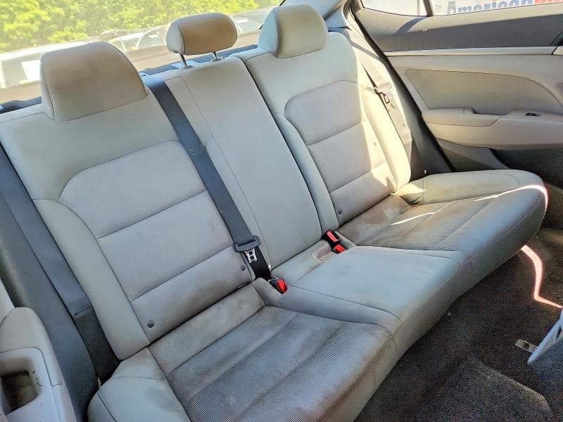 2017 HYUNDAI ELANTRA SE 10