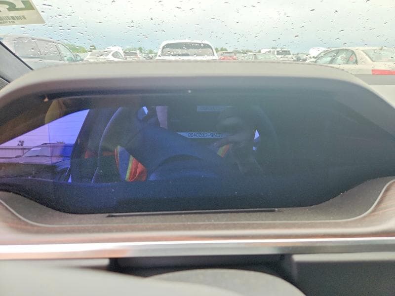 2025 TESLA MODEL X 9