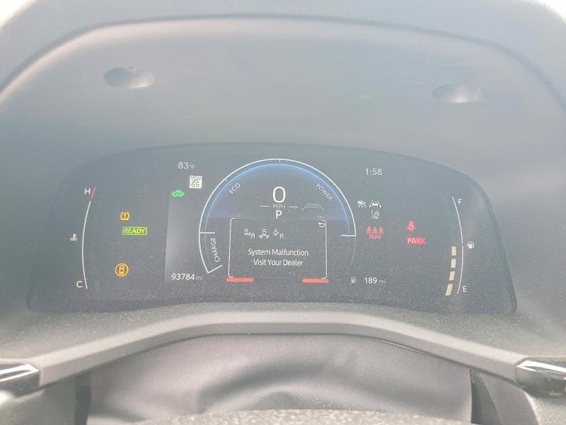 2025 TOYOTA CAMRY SE 9