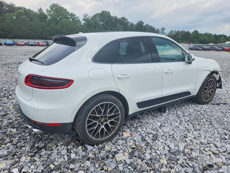 2018 PORSCHE MACAN 3